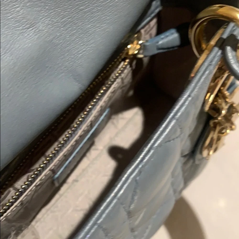 No offer ! Authentic Dior lady mini classic style - Picture 9 of 11